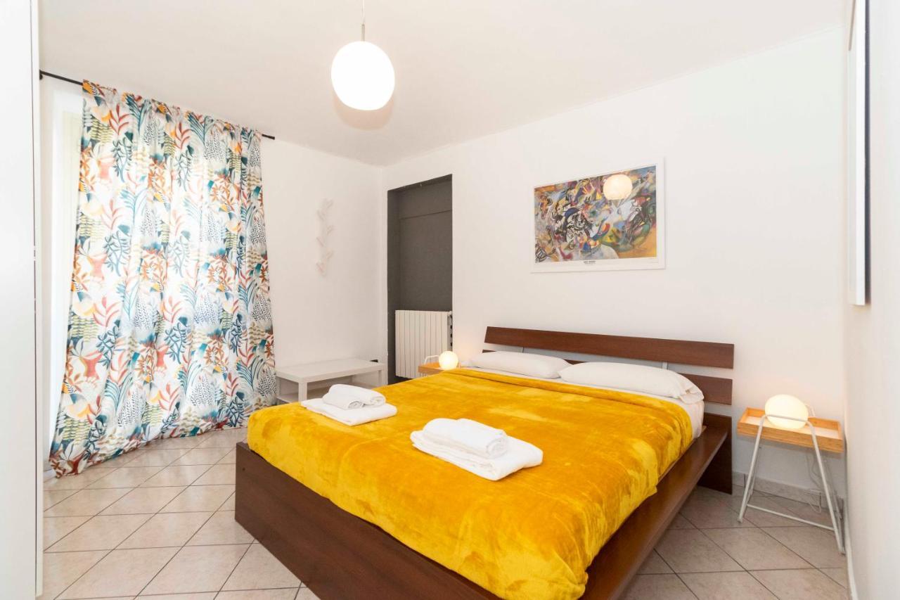 Apartamento Colourful Flat San Donato Turín Exterior foto