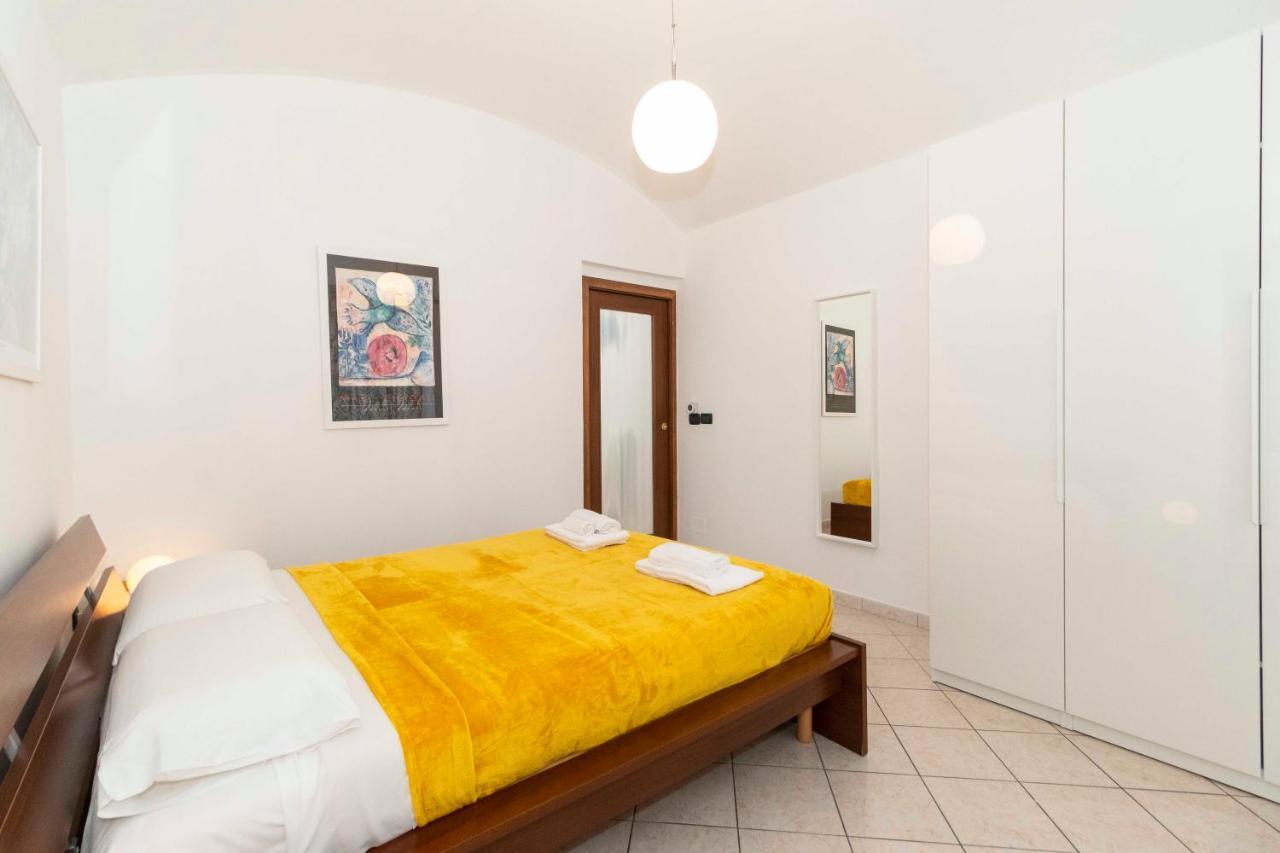 Apartamento Colourful Flat San Donato Turín Exterior foto