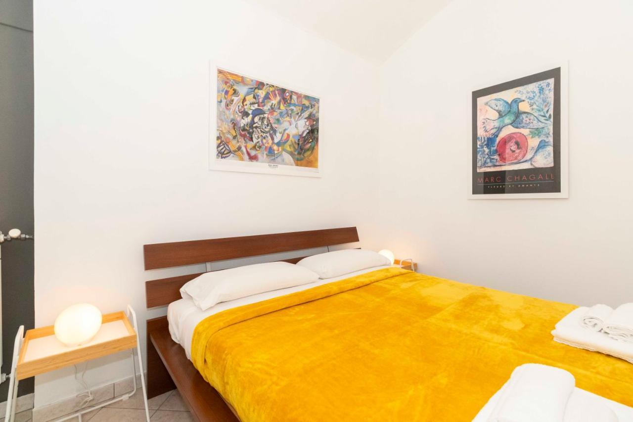 Apartamento Colourful Flat San Donato Turín Exterior foto