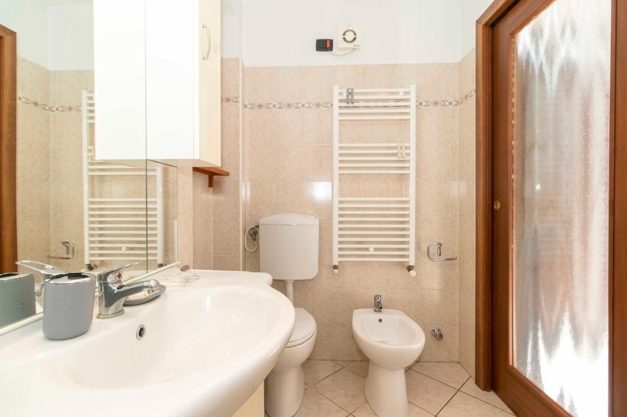Apartamento Colourful Flat San Donato Turín Exterior foto